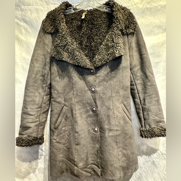 Monoreno Charcoal Gray button front faux suede size large coat - Picture 1 of 5